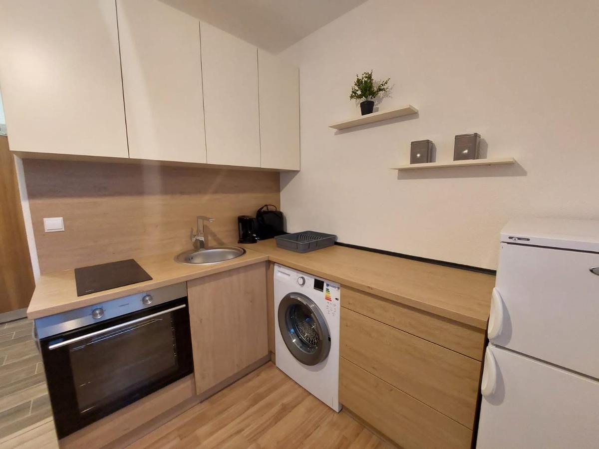 Utulny Apartman V Centre Bb Banská Bystrica Eksteriør bilde